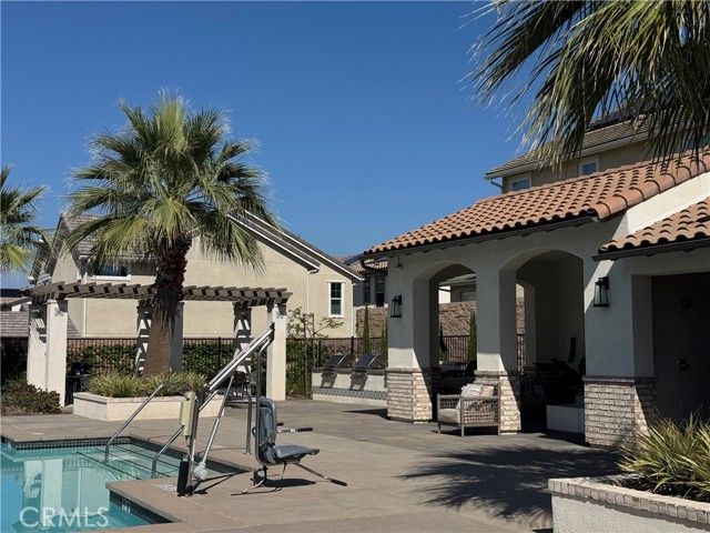 7018 Aloe Ln, Fontana, CA 92336