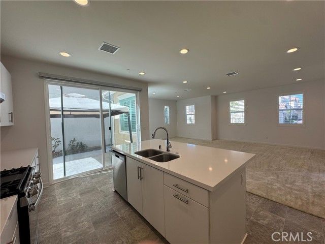 7018 Aloe Ln, Fontana, CA 92336