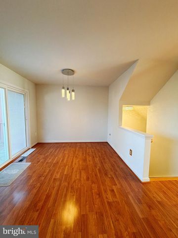 43750 TOLAMAC DR, Ashburn, VA 20147