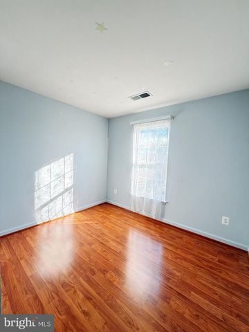 43750 TOLAMAC DR, Ashburn, VA 20147