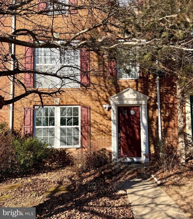 43750 TOLAMAC DR, Ashburn, VA 20147