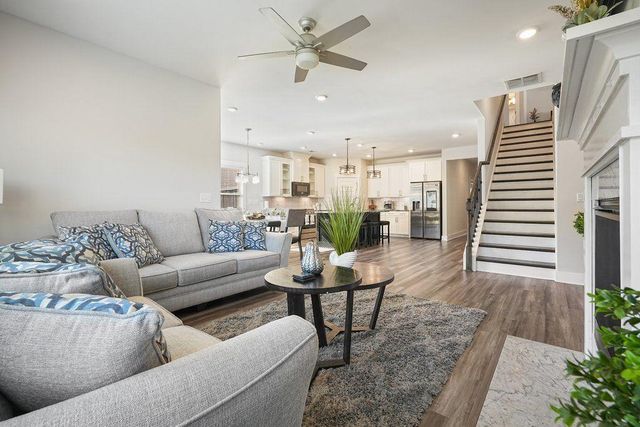 330 Davis Lane, Woodstock, GA 30188