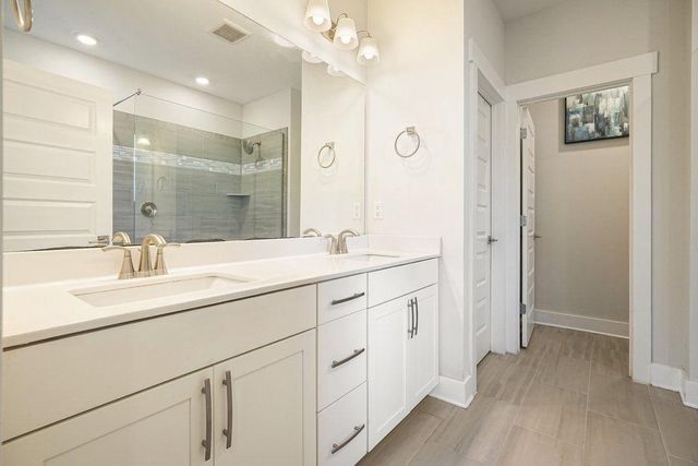 330 Davis Lane, Woodstock, GA 30188