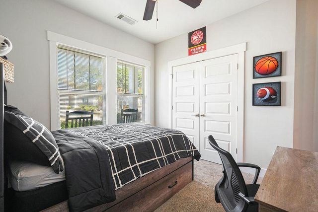 330 Davis Lane, Woodstock, GA 30188