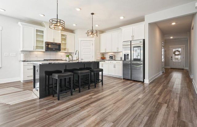 330 Davis Lane, Woodstock, GA 30188