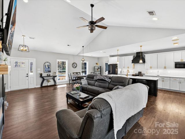 6404 Lancaster Highway, Waxhaw, NC 28173