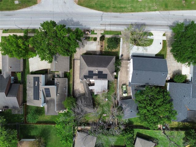 11319 Briar Forest Drive, Houston, TX 77077
