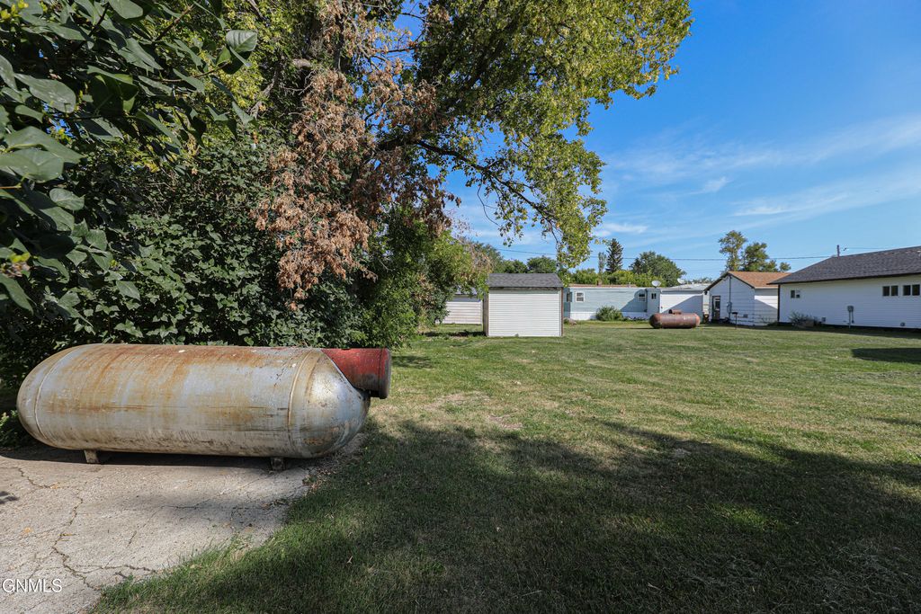 316 Main Street, Wing, ND 58494 photo 27