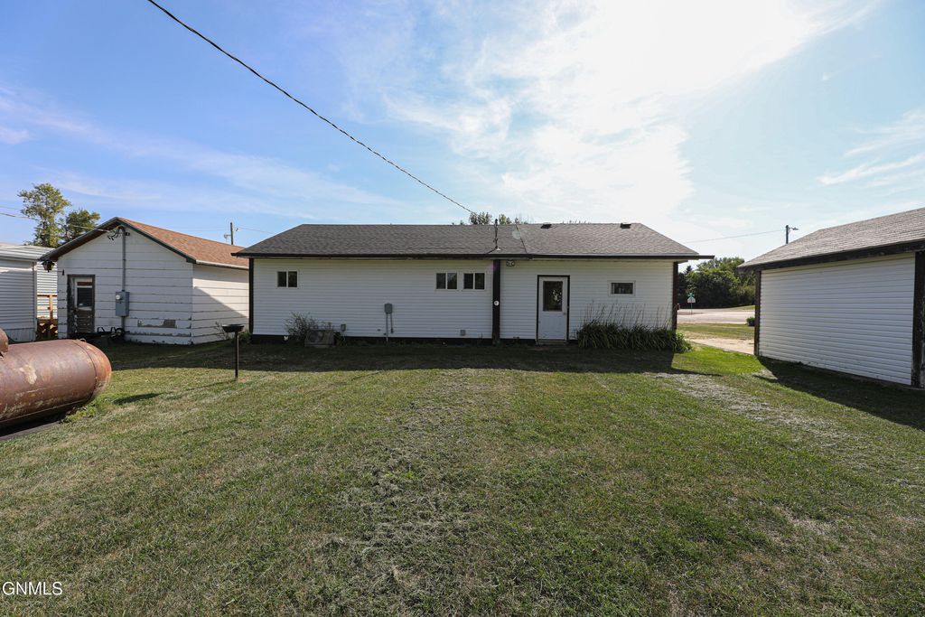 316 Main Street, Wing, ND 58494 photo 29