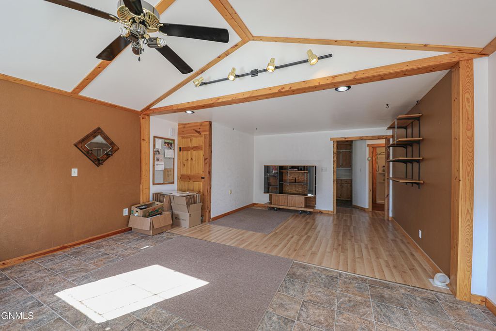 316 Main Street, Wing, ND 58494 photo 4