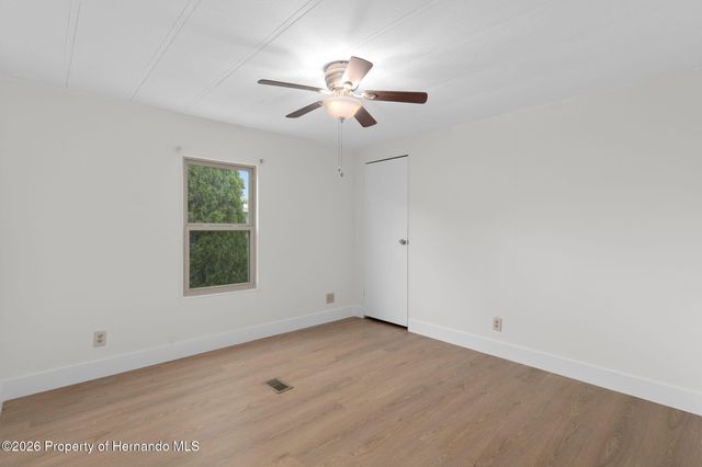 8425 Mohican Avenue, Brooksville, FL 34613
