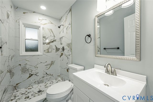 9305 Crystalwood Ln, Henrico, VA 23294