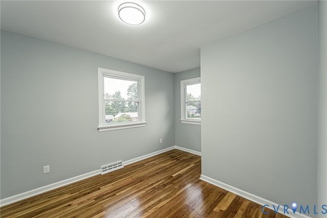 9305 Crystalwood Ln, Henrico, VA 23294