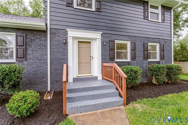 9305 Crystalwood Ln, Henrico, VA 23294