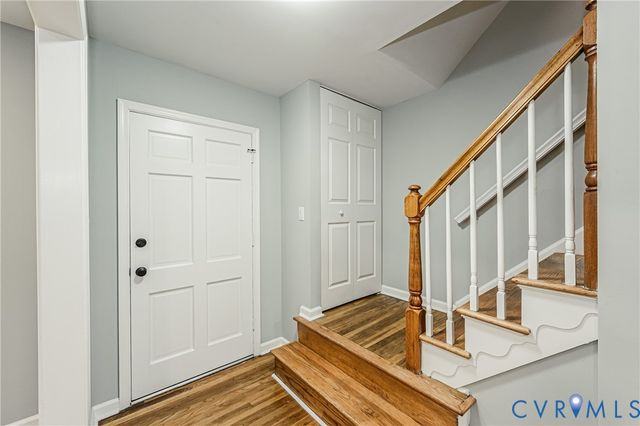 9305 Crystalwood Ln, Henrico, VA 23294