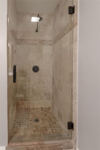 172 Lake Drive, Trinity, TX 75862