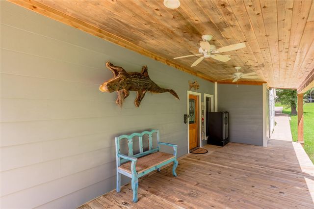 172 Lake Drive, Trinity, TX 75862