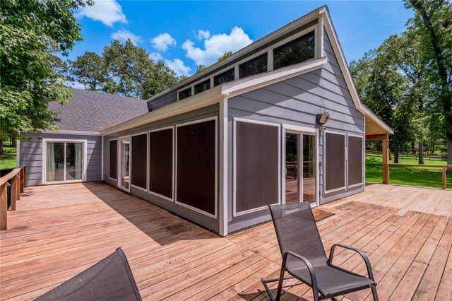 172 Lake Drive, Trinity, TX 75862