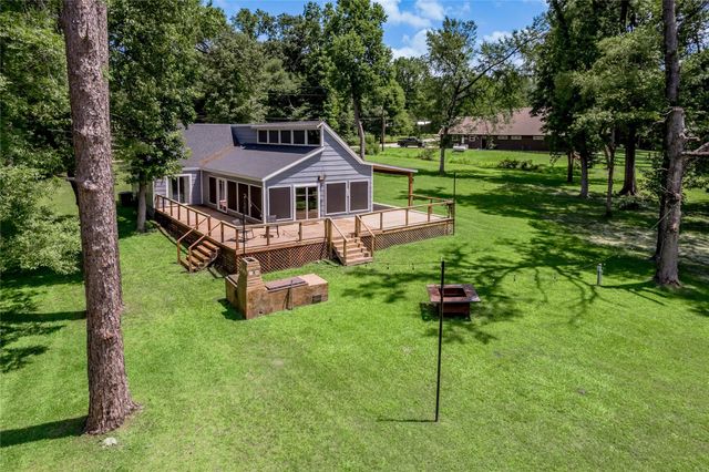 172 Lake Drive, Trinity, TX 75862