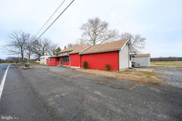 6746 QUAKER NECK RD, Chestertown, MD 21620