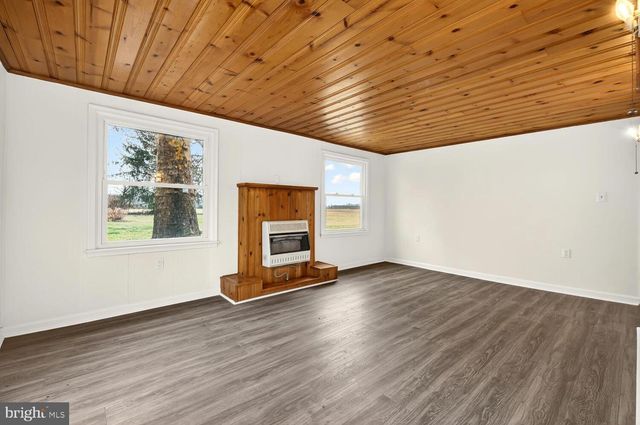 6746 QUAKER NECK RD, Chestertown, MD 21620