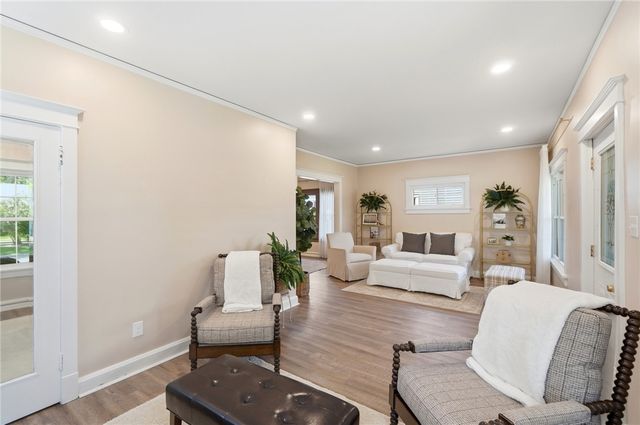 338 Forrer Boulevard, Oakwood, OH 45419