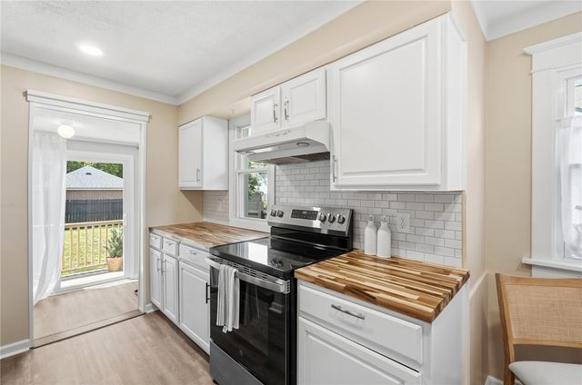 338 Forrer Boulevard, Oakwood, OH 45419
