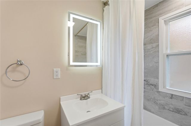 338 Forrer Boulevard, Oakwood, OH 45419
