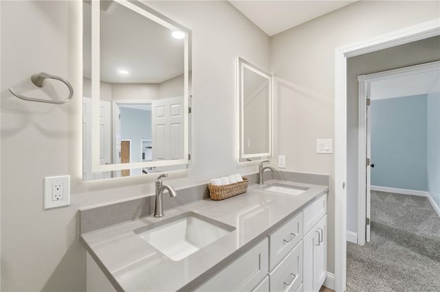 338 Forrer Boulevard, Oakwood, OH 45419
