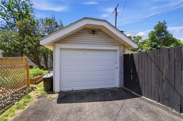 338 Forrer Boulevard, Oakwood, OH 45419