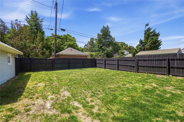 338 Forrer Boulevard, Oakwood, OH 45419