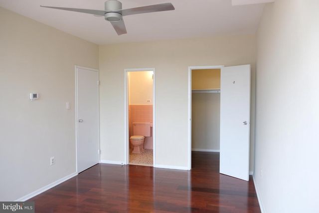 4390 LORCOM LN #804, Arlington, VA 22207