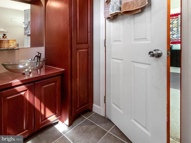 14 HARP RD, Levittown, PA 19056