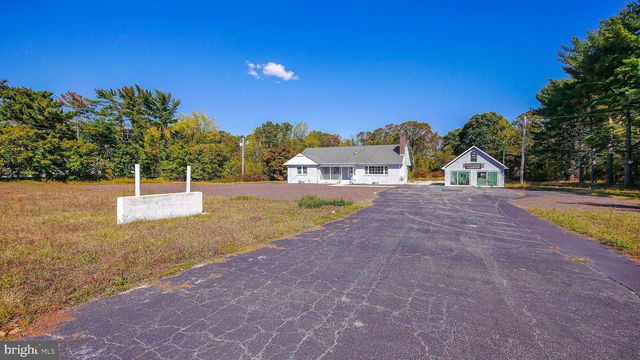 511 S WHITE HORSE PIKE, Hammonton, NJ 08037