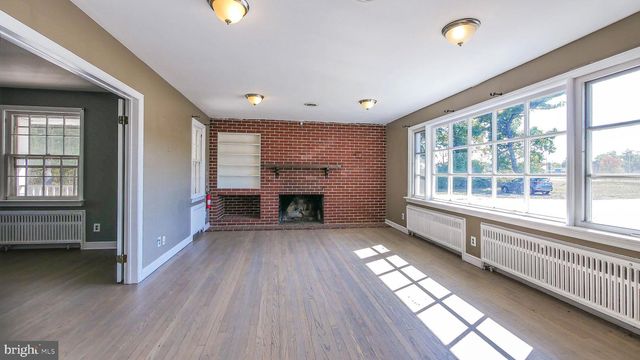 511 S WHITE HORSE PIKE, Hammonton, NJ 08037