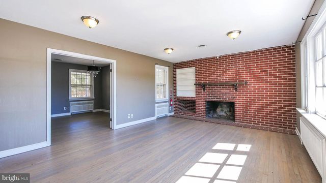 511 S WHITE HORSE PIKE, Hammonton, NJ 08037