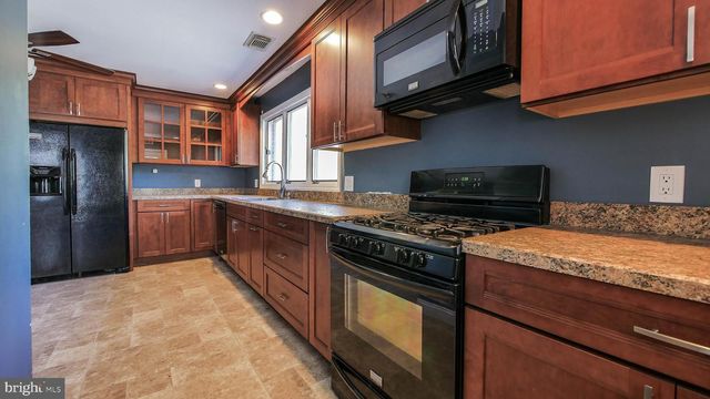 511 S WHITE HORSE PIKE, Hammonton, NJ 08037