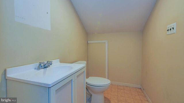 511 S WHITE HORSE PIKE, Hammonton, NJ 08037