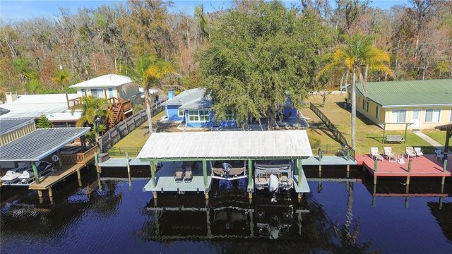 1621 SPRING GARDEN DRIVE, Astor, FL 32102