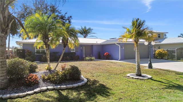 1621 SPRING GARDEN DRIVE, Astor, FL 32102