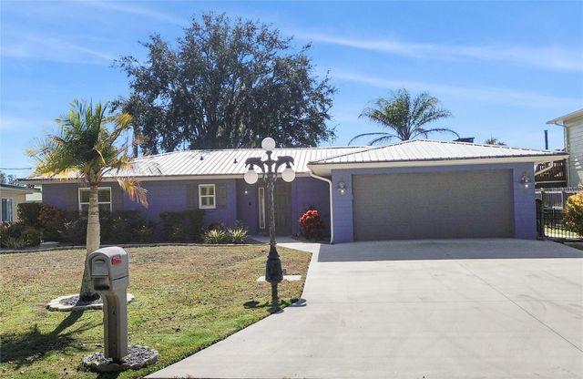 1621 SPRING GARDEN DRIVE, Astor, FL 32102
