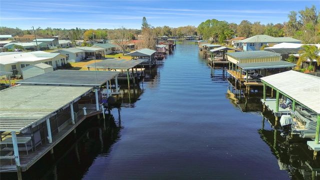 1621 SPRING GARDEN DRIVE, Astor, FL 32102