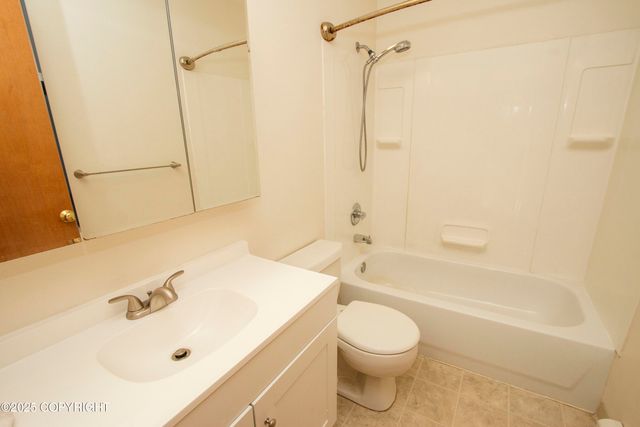 6229 Winding Way, Anchorage, AK 99504