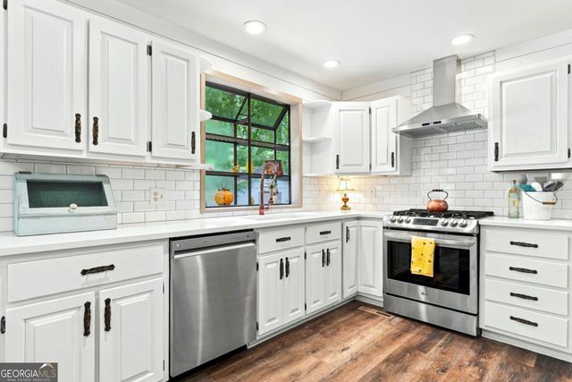 290 Sharptop Ridge Road, Jasper, GA 30143