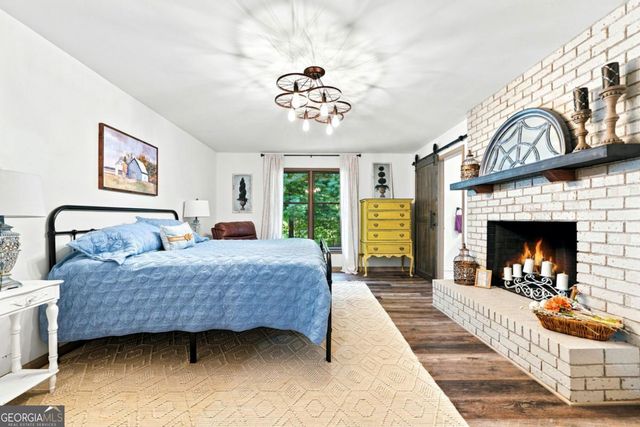 290 Sharptop Ridge Road, Jasper, GA 30143