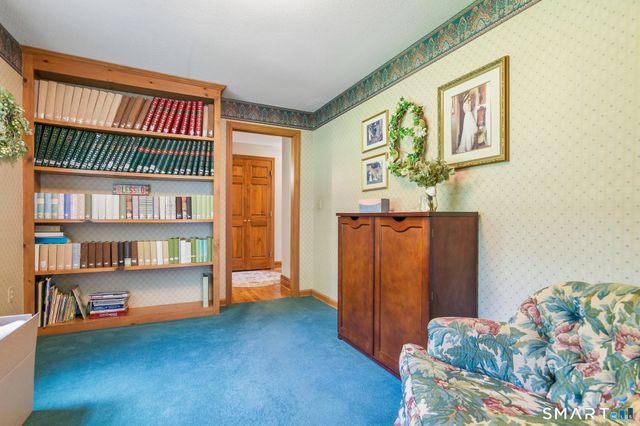 50 River View Court, Cheshire, CT 06410
