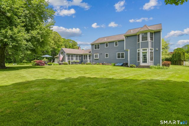 50 River View Court, Cheshire, CT 06410