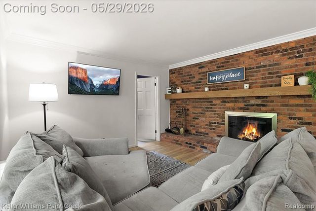 5795 Thorny Ash Road, Rochester, MI 48306