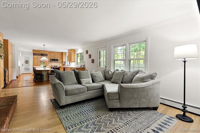 5795 Thorny Ash Road, Rochester, MI 48306