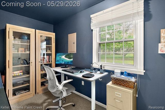 5795 Thorny Ash Road, Rochester, MI 48306